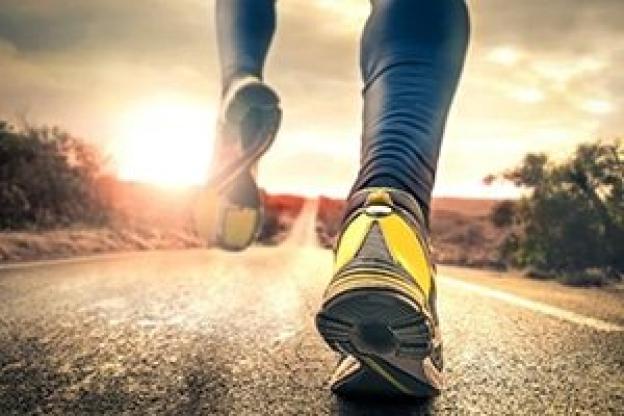 What is the influence of LED light on sport performances?